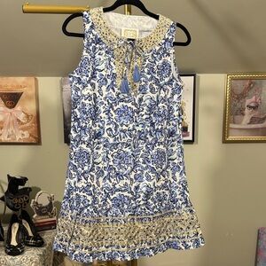 New or EUC? Sail to Sable Blue/White Floral Gold Embroidered Mini Dress